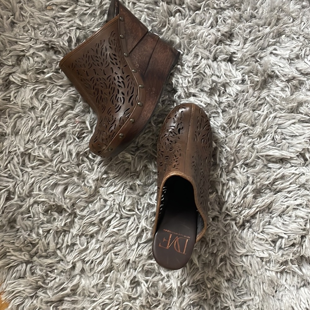 Diane Von Furstenberg Clogs - Picture 14 of 14
